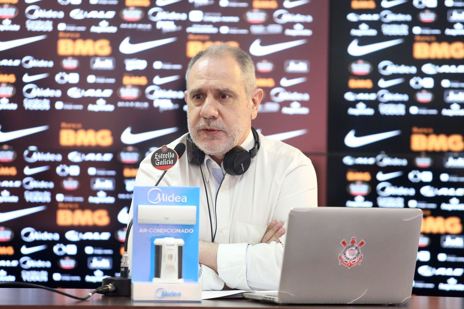 Corinthians afasta diretor financeiro após denúncia do Ministério Público