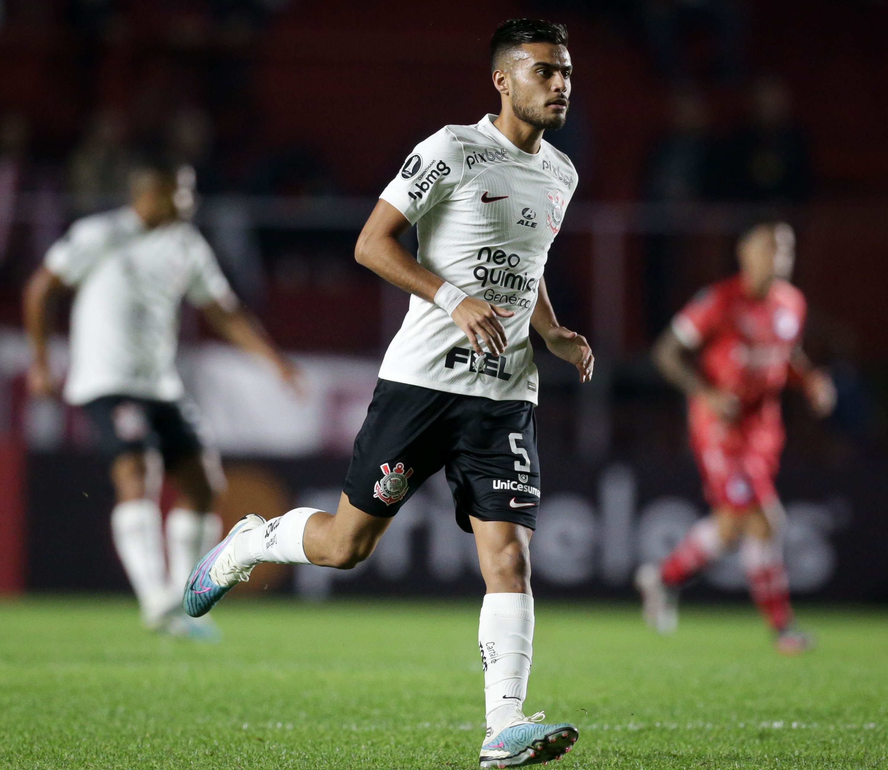 Corinthians vê dívida por Fausto 'sob controle' e projeta pagamento para junho