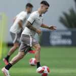 Com Rodrigo Garro, Corinthians faz primeiro treino de olho no Flamengo