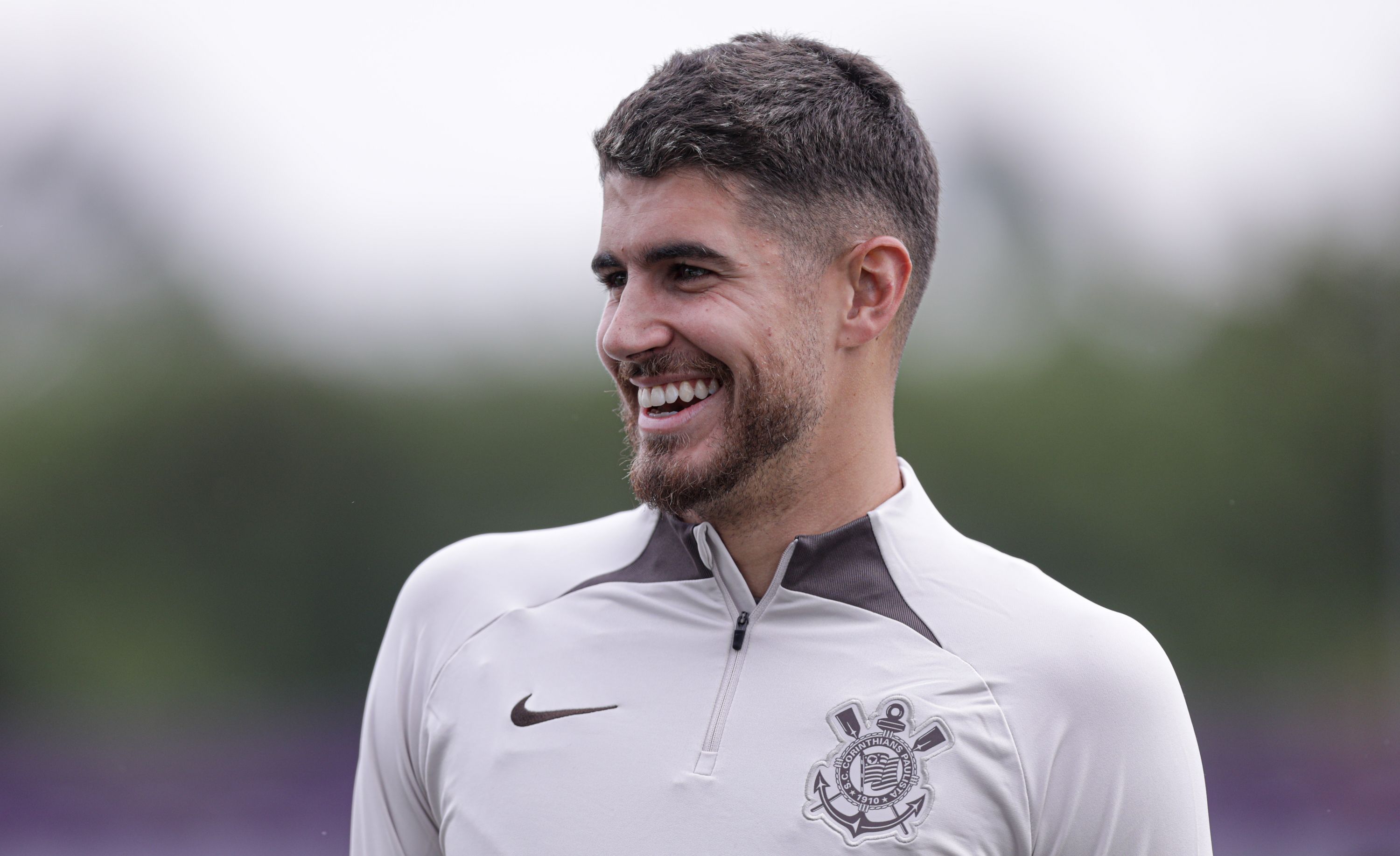 Pedro Raul chega ao Corinthians e já projeta estreia no clube: 'Sonho realizado'
