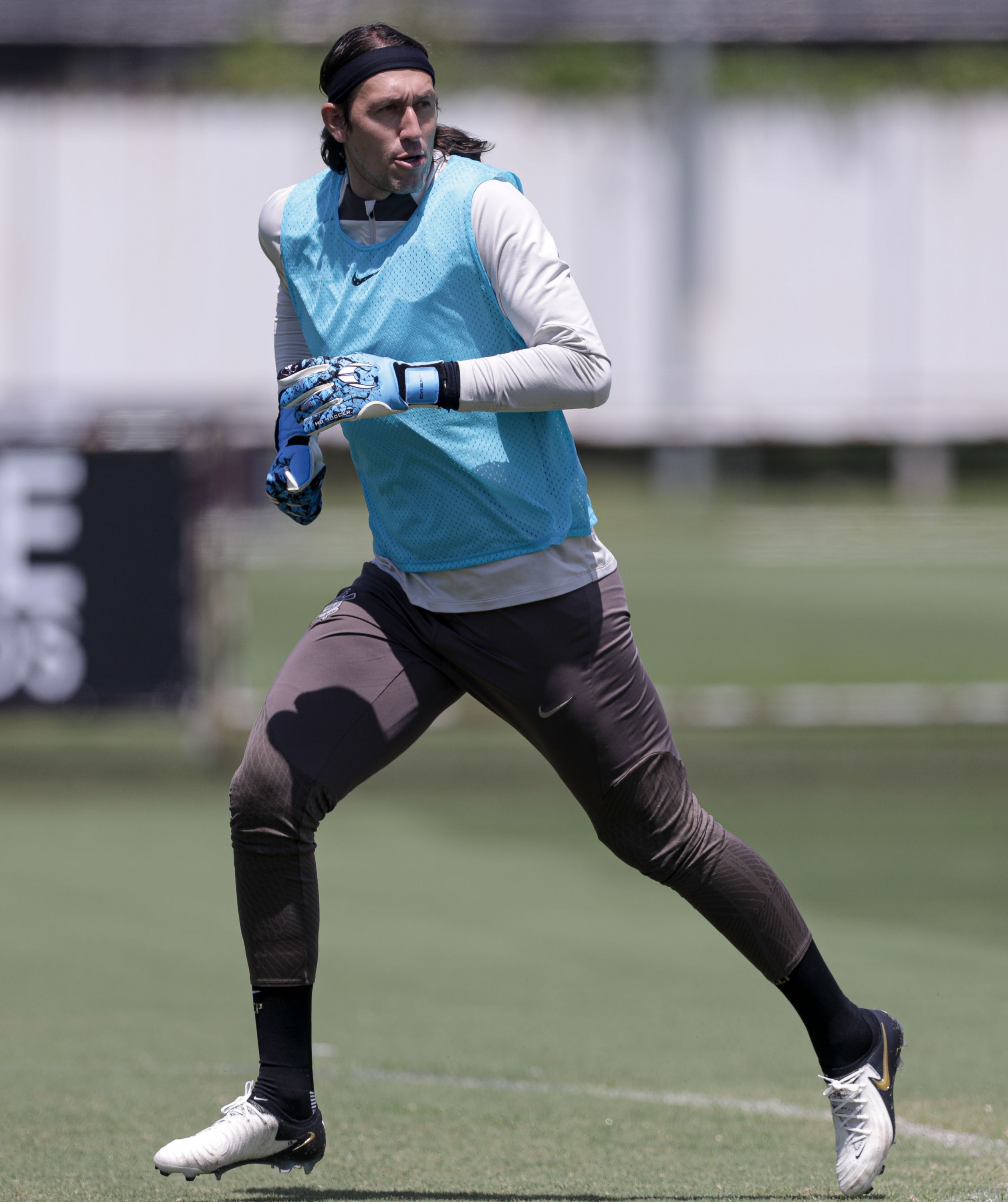 Cássio não treina e deve desfalcar o Corinthians por ao menos dois jogos