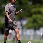 Escalação do Corinthians: António Oliveira mexe em três posições para jogo com Botafogo-SP