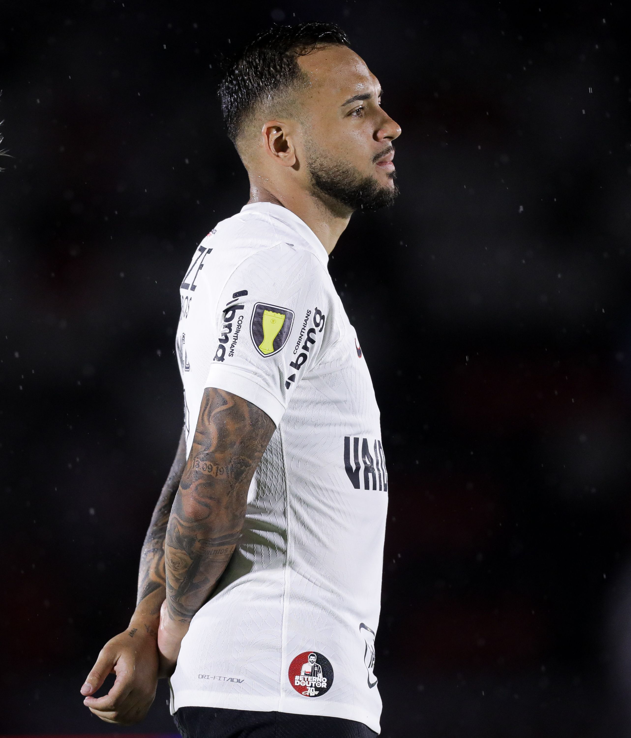 Maycon ressurge no Corinthians, mas vira dúvida para enfrentar o Palmeiras