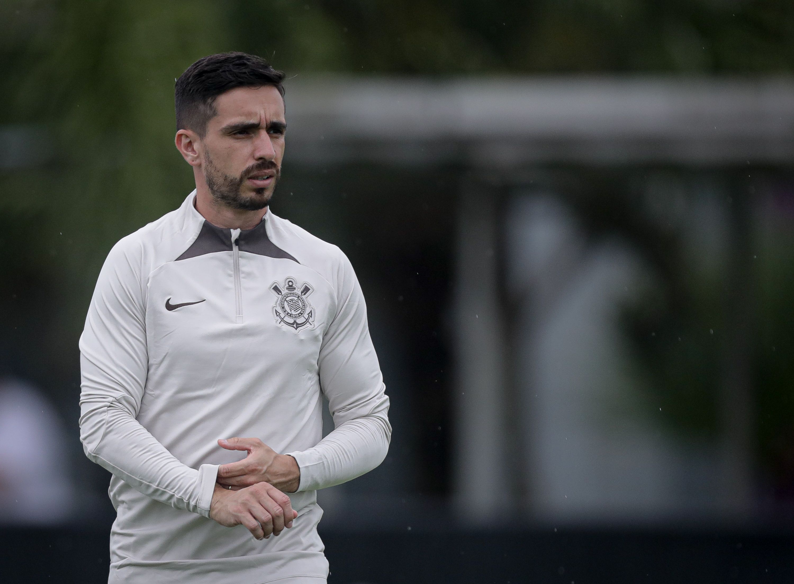 Saiba as situações de Igor Coronado e Pedro Raul, desfalques do Corinthians