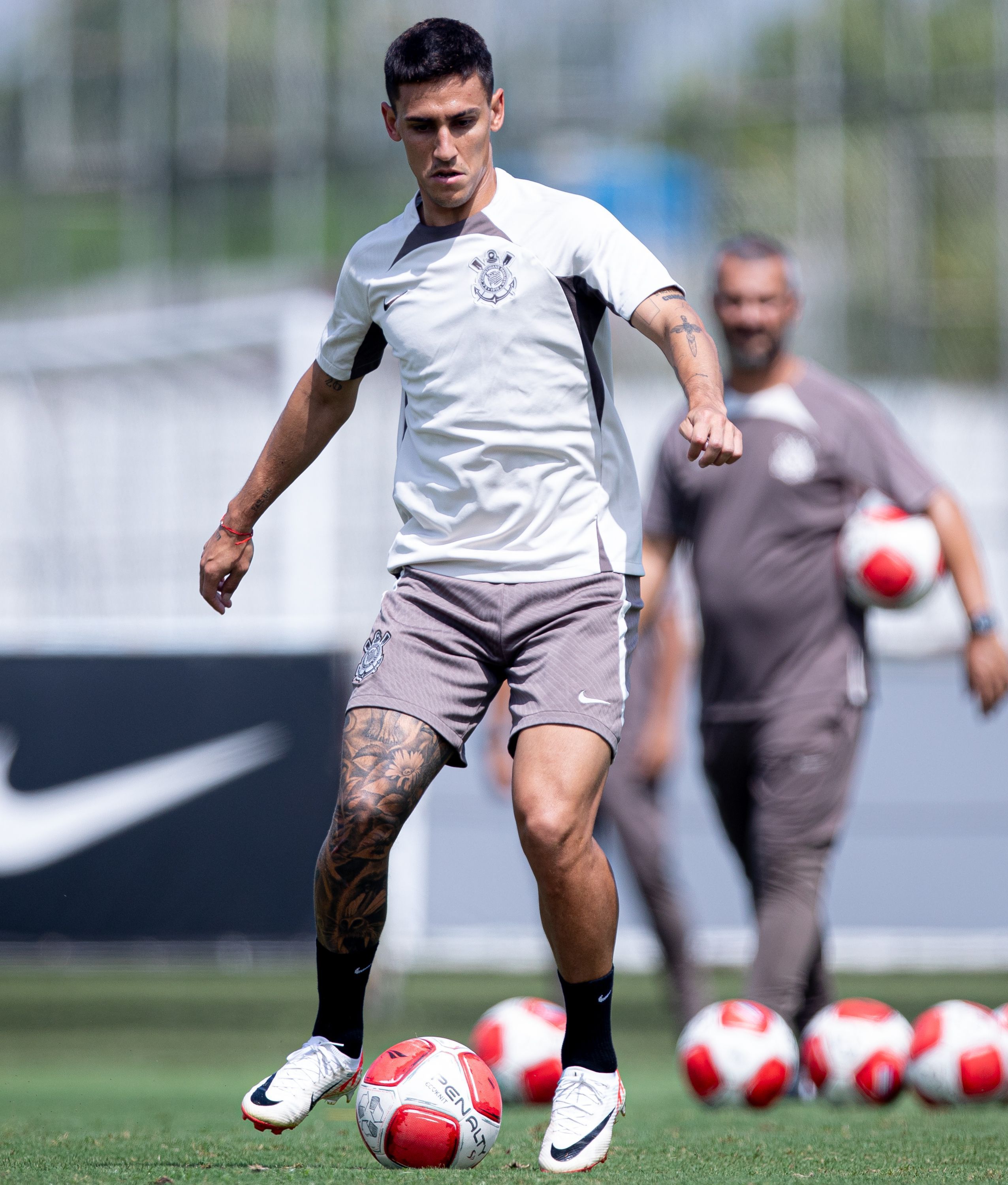 Matías Rojas não joga mais pelo Corinthians; partes negociam moldes da rescisão