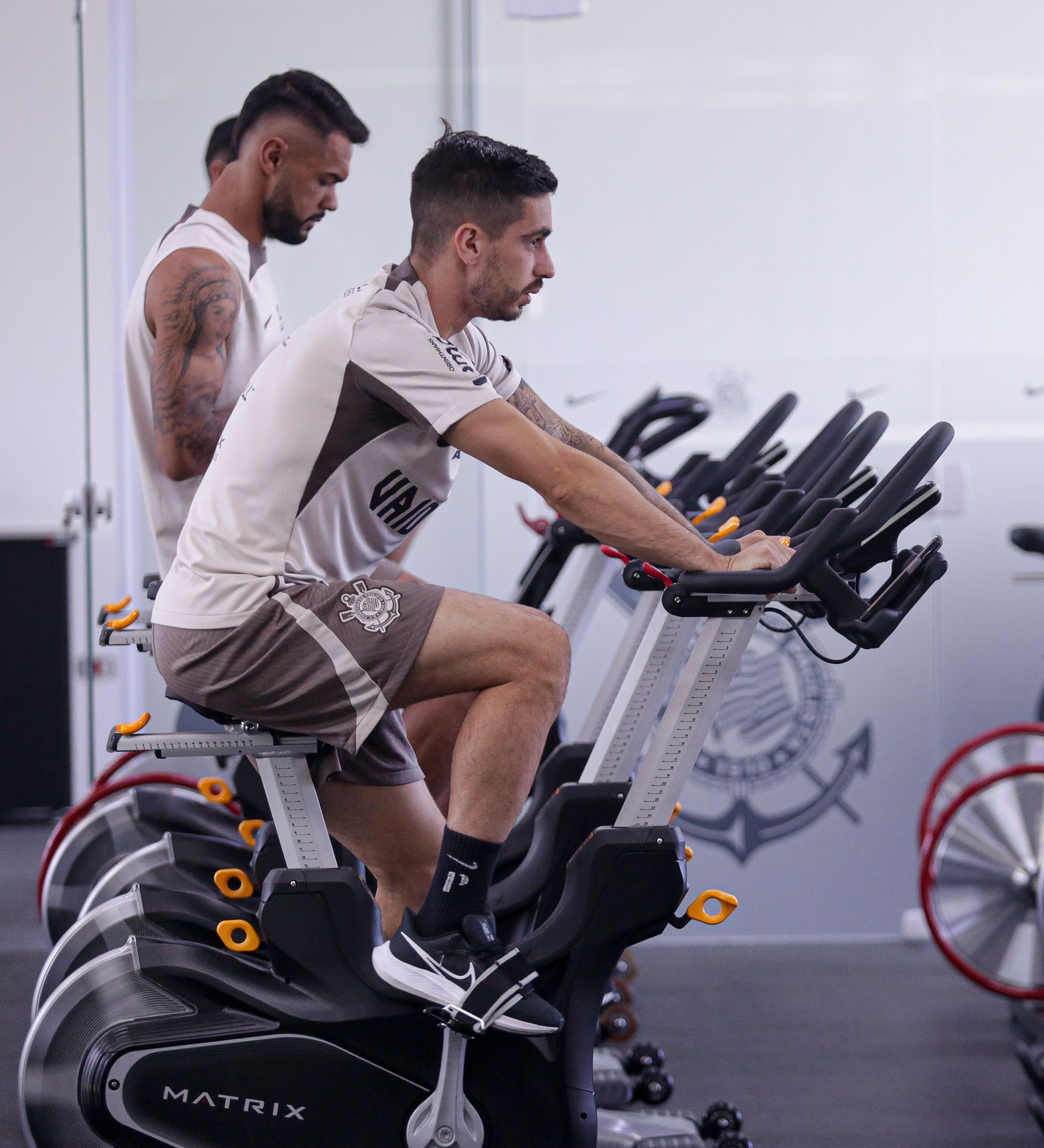 Corinthians atualiza situações de Diego Palacios e Igor Coronado