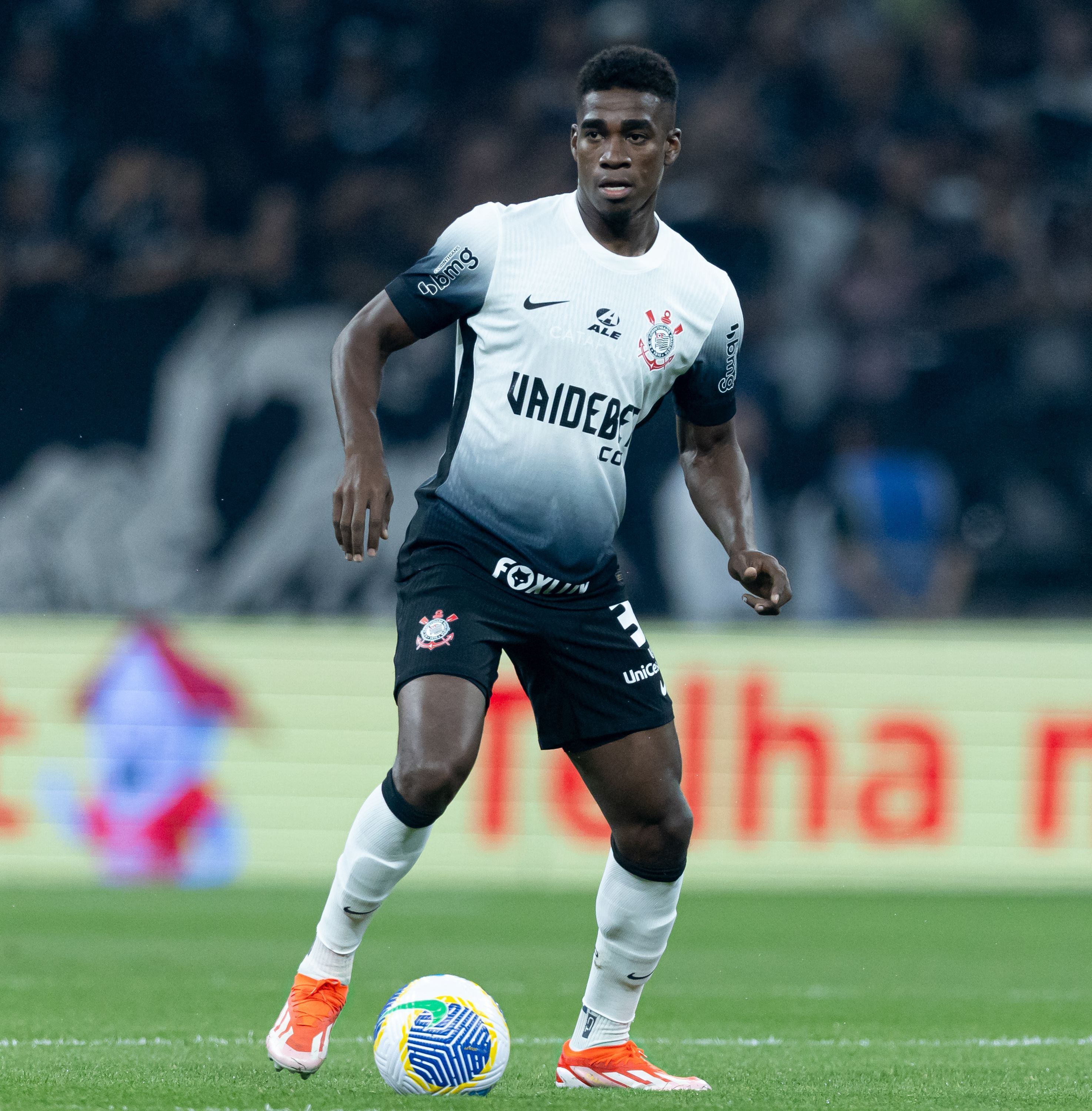 Félix Torres pode desfalcar o Corinthians em até oito jogos; veja a lista
