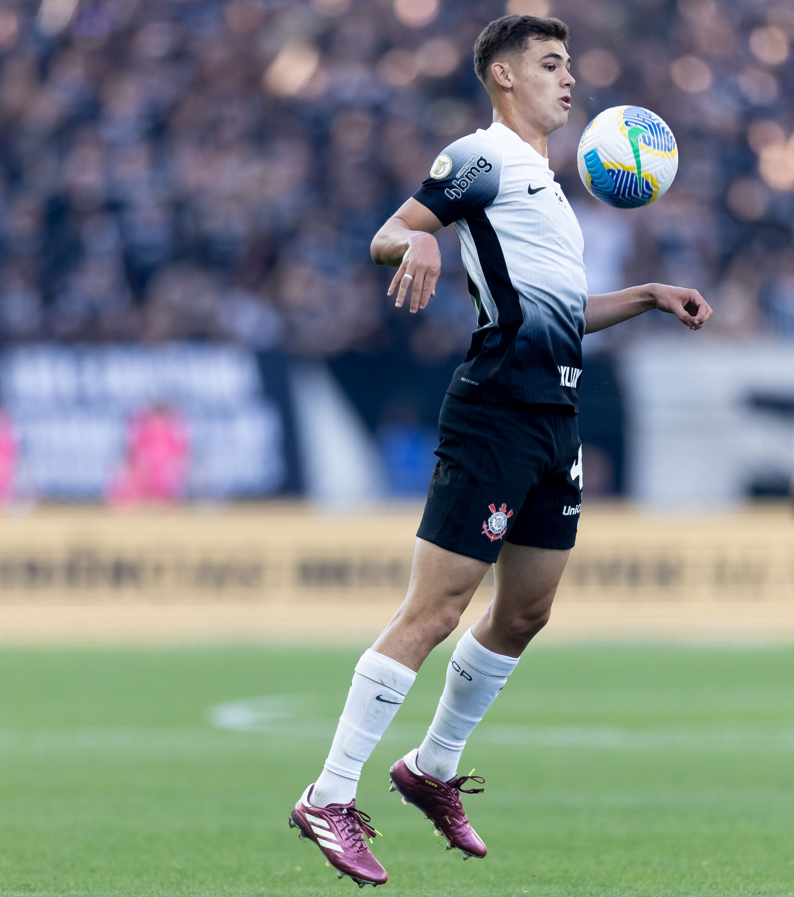 Corinthians conversa pela permanência de Gabriel Moscardo até dezembro