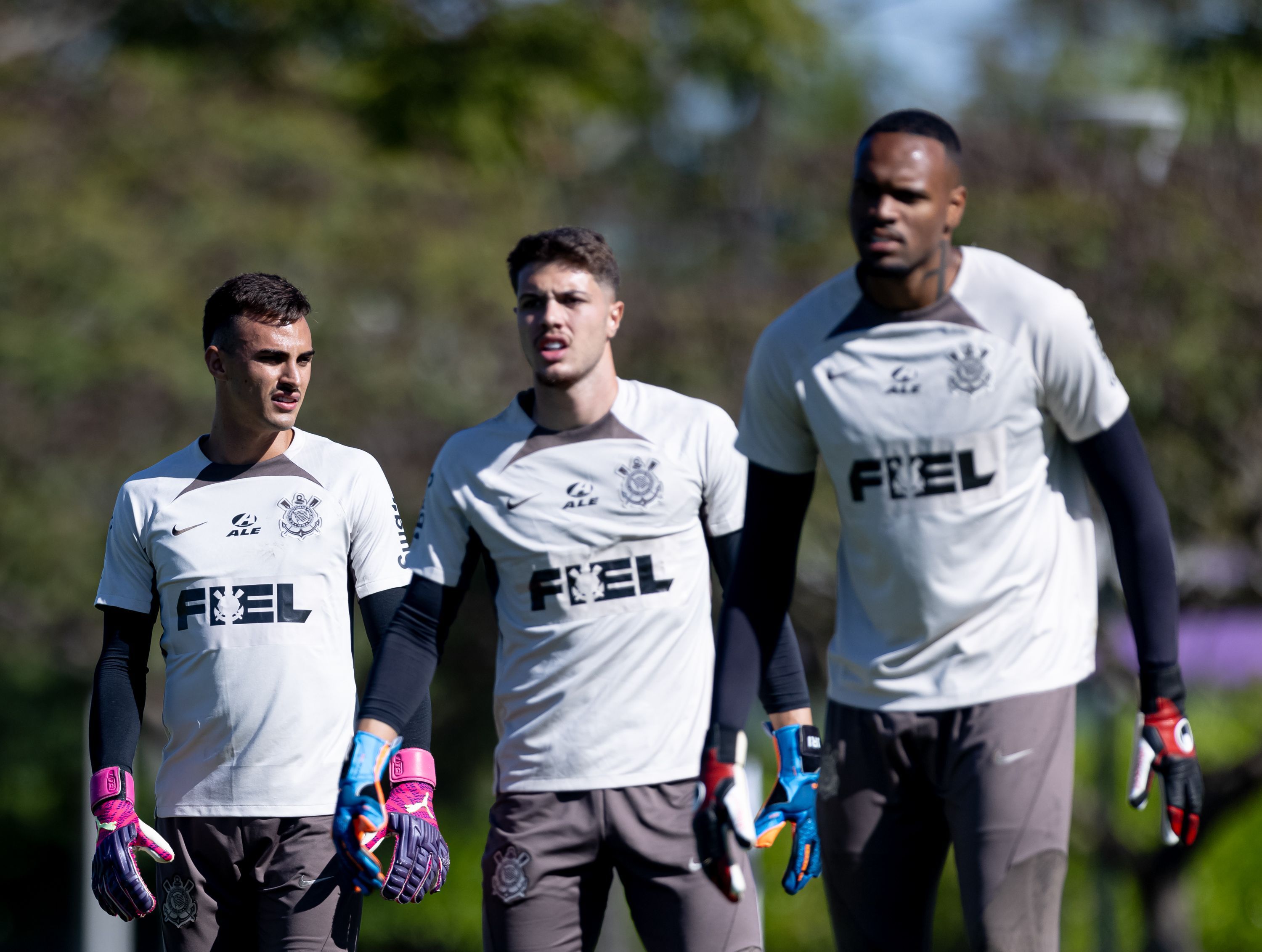 Com seis da base, Corinthians faz último treino antes de enfrentar o Internacional