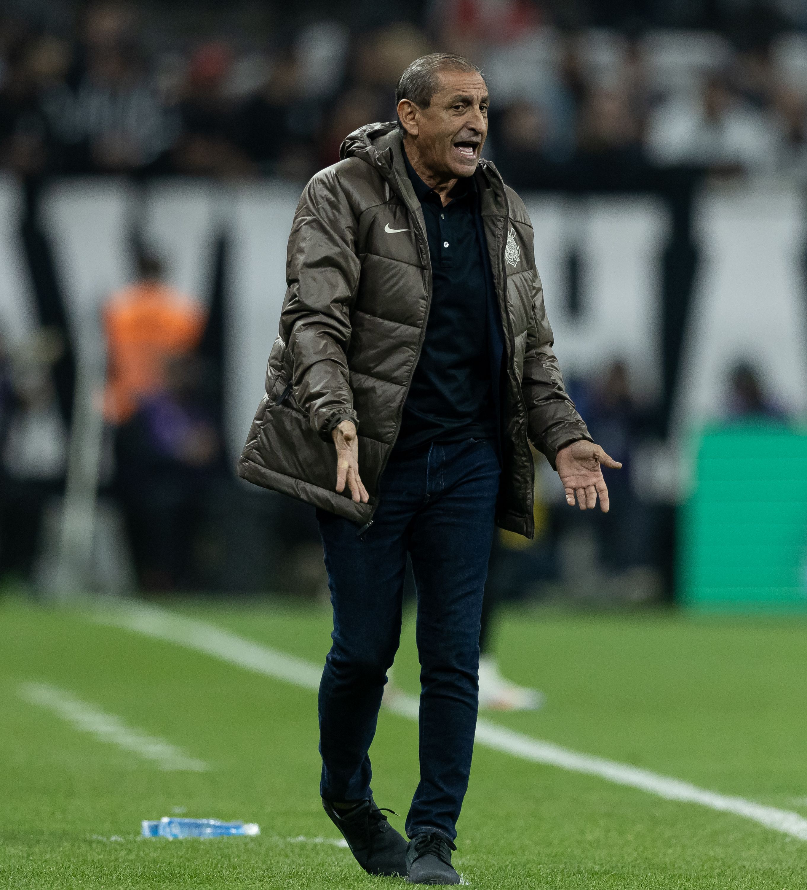 Corinthians descarta poupar jogadores e mantém prioridade ao Brasileirão