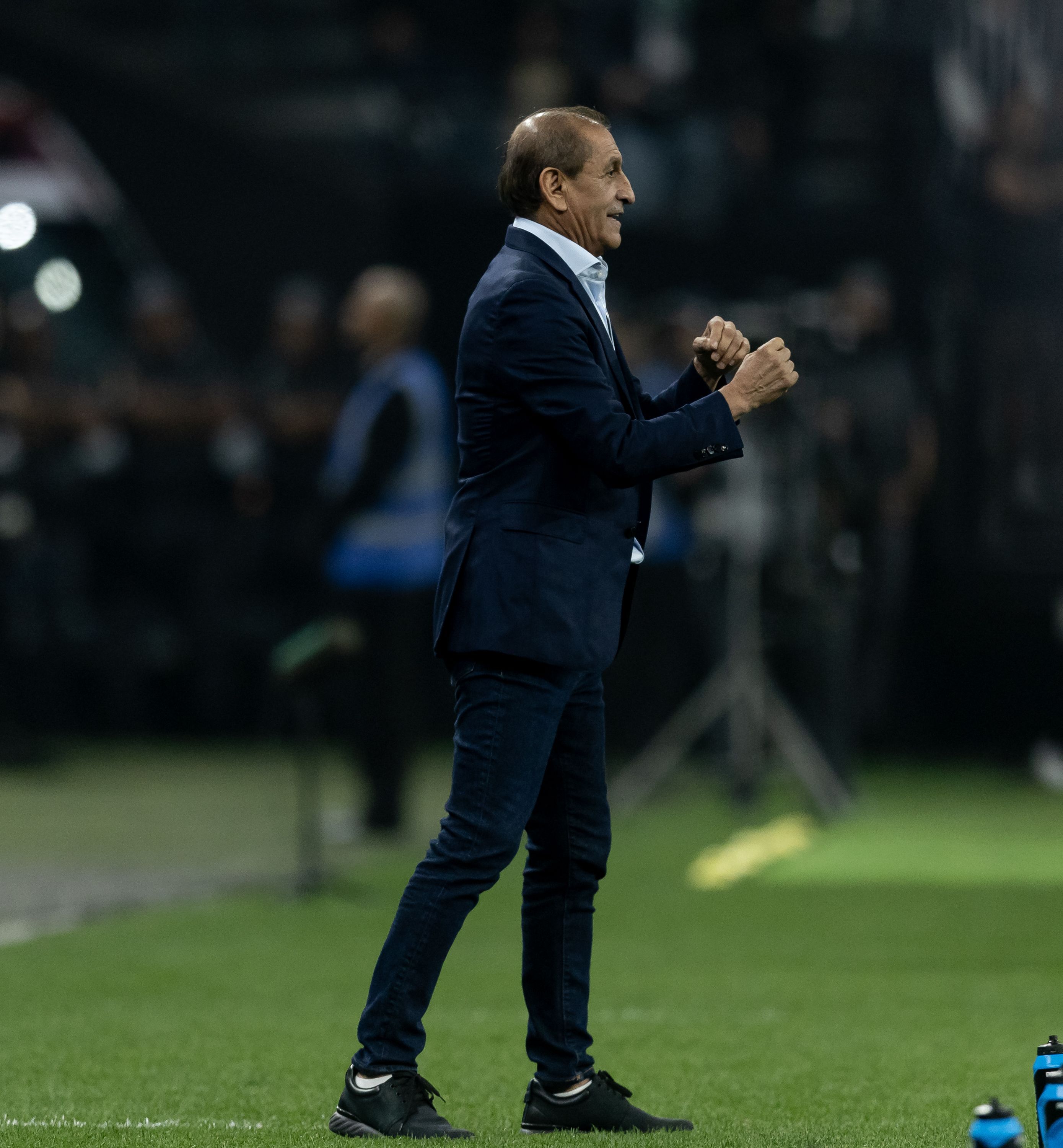 Ramón Díaz avalia atuação do Corinthians e destaca dupla Coronado-Garro
