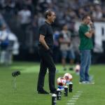 Escalação do Corinthians: Ramón mexe na defesa contra a Universidad Central-VEN