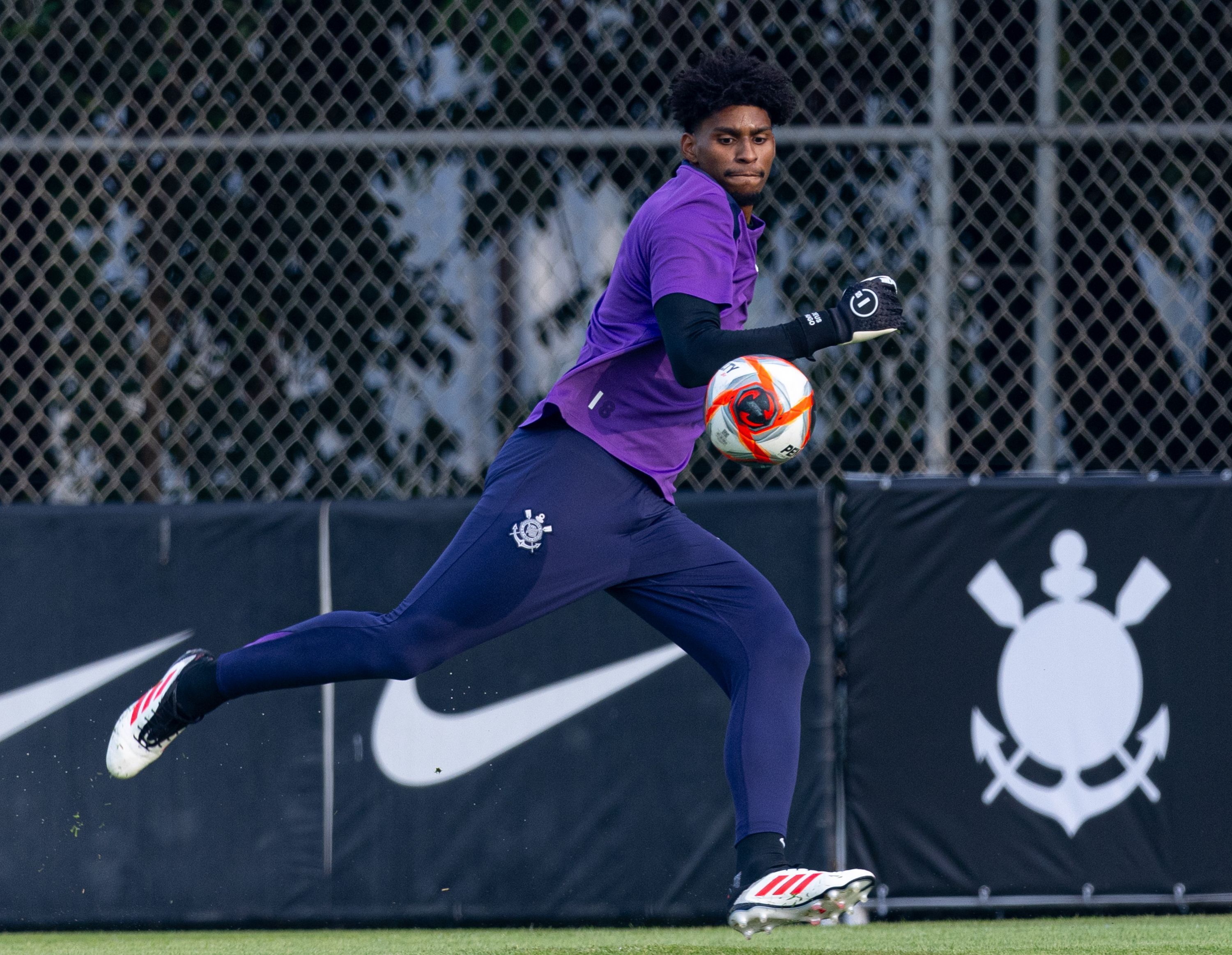 Hugo Souza revela proposta de outro clube antes de assinar com o Corinthians; veja