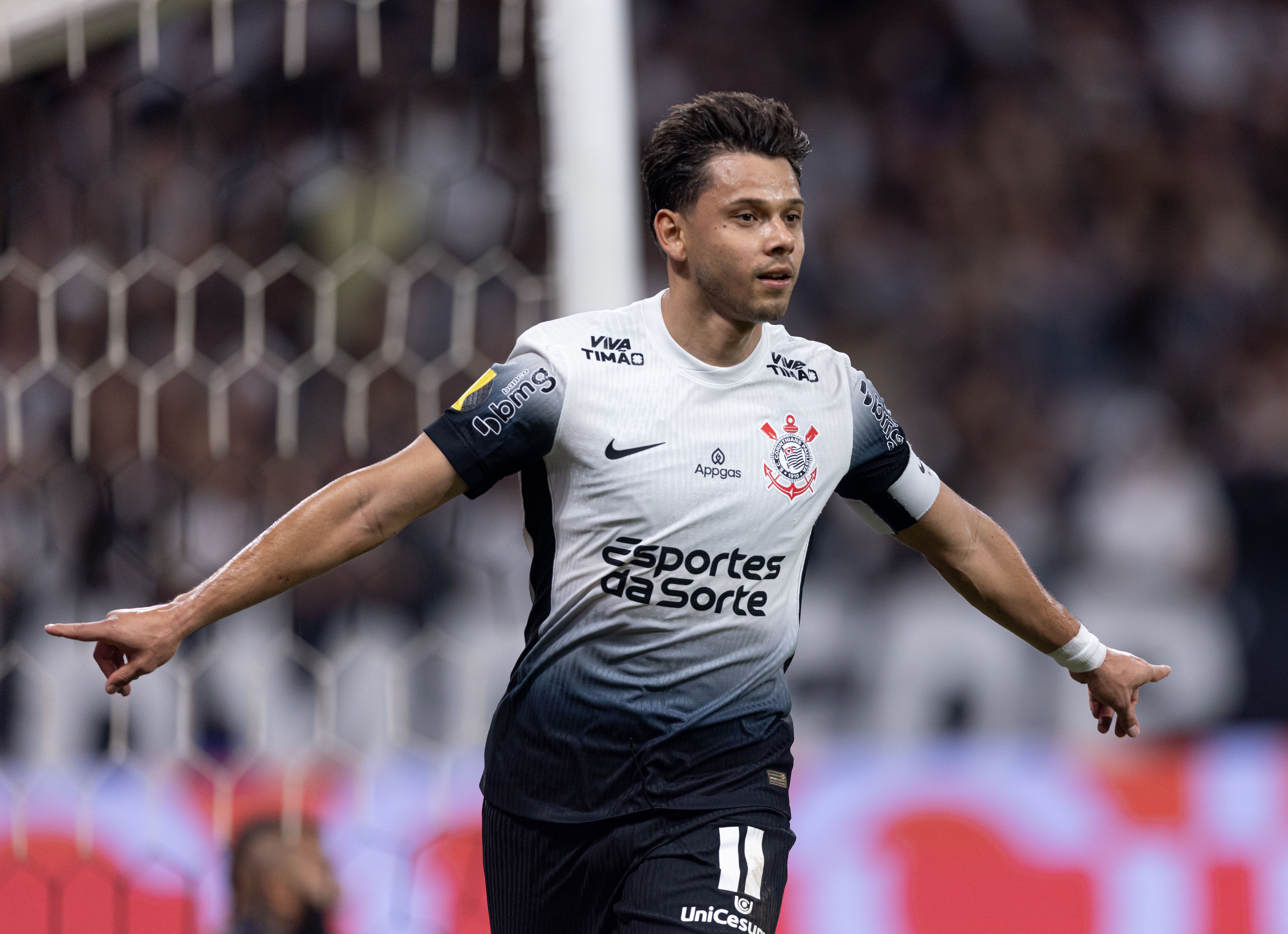 Em alta na temporada, Romero atinge marca histórica pelo Corinthians