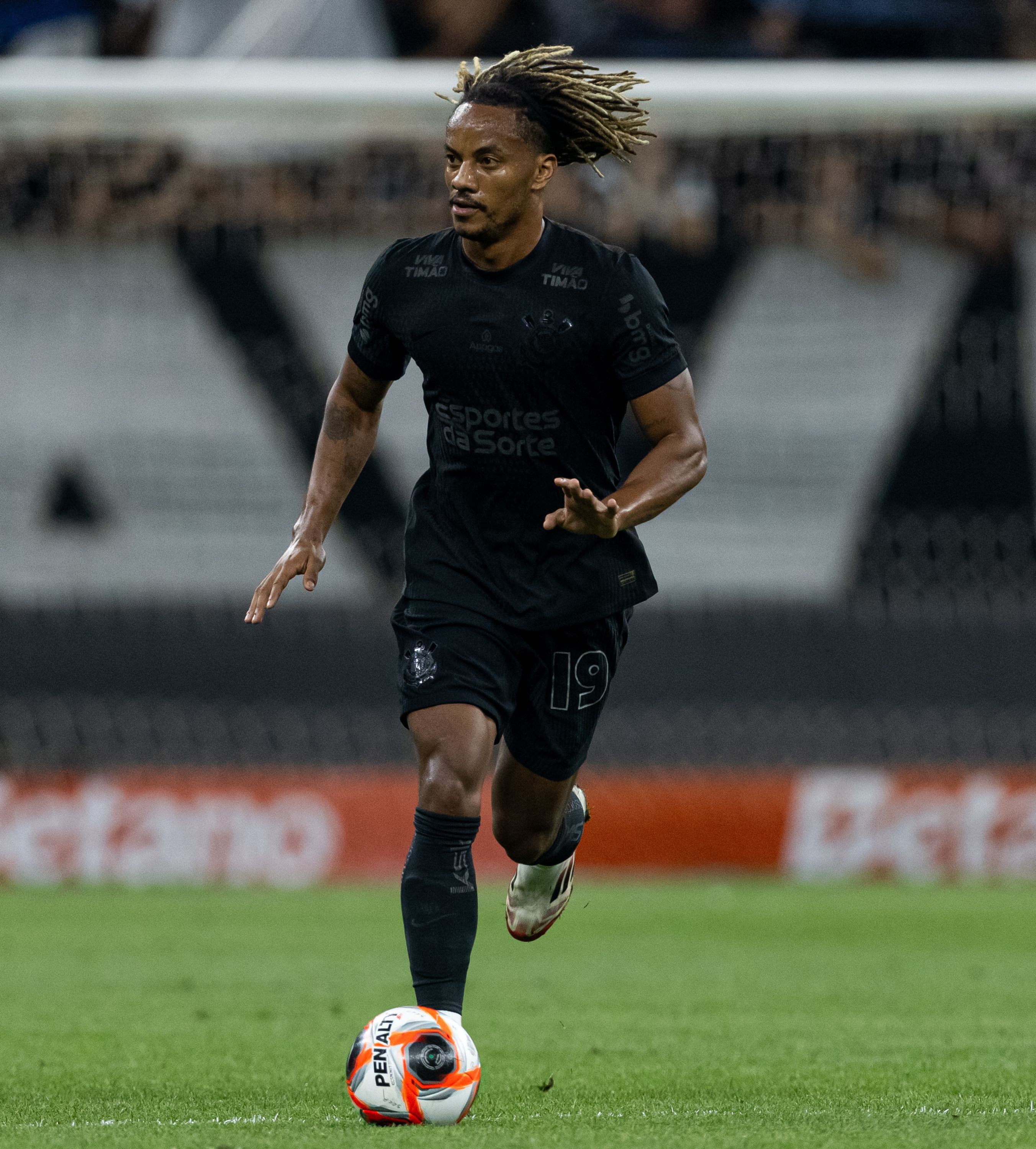 Corinthians tem convocados para a Data Fifa e ganha 'dor de cabeça' no Paulista
