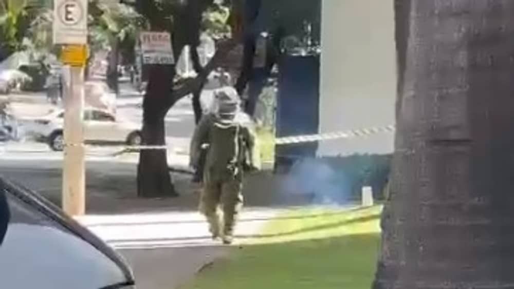 Vídeo: Bope fecha rua no bairro de Lourdes, em BH, por suspeita de bomba