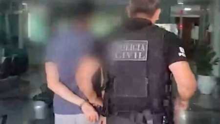 Agentes da PCDF encontraram três armas de fogo, um revólver e duas espingardas na casa do suspeito