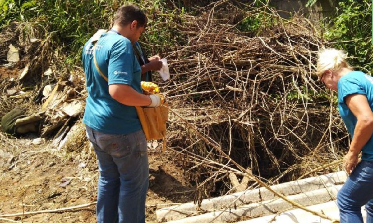 Agentes visitam cinco regiões no combate ao Aedes aegypti em Juiz de Fora