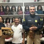 ONG que fabrica perucas para pacientes com câncer recebe doação de cabelo da PRF
