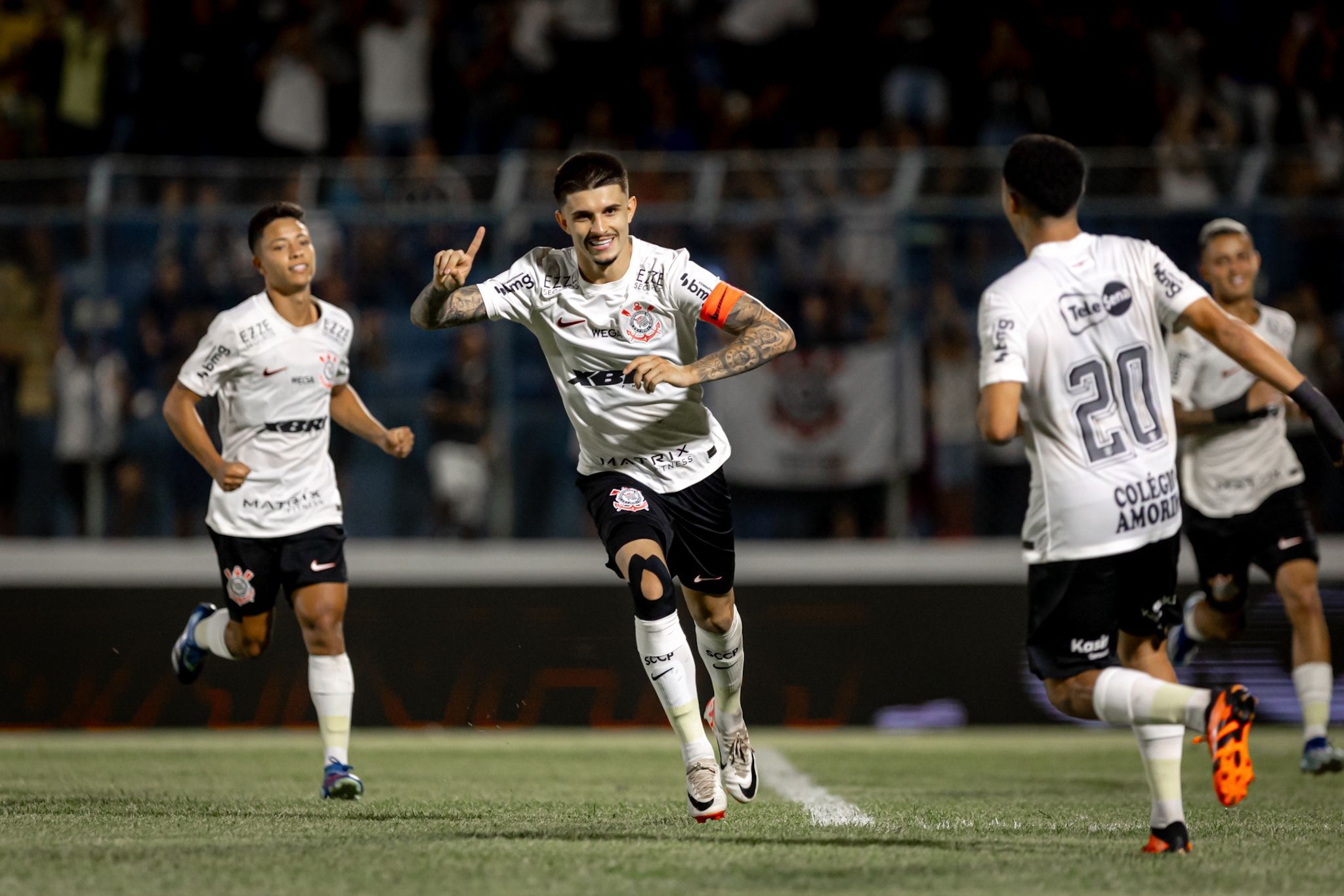 Corinthians vence América e vai enfrentar Novorizontino na semi da Copa São Paulo