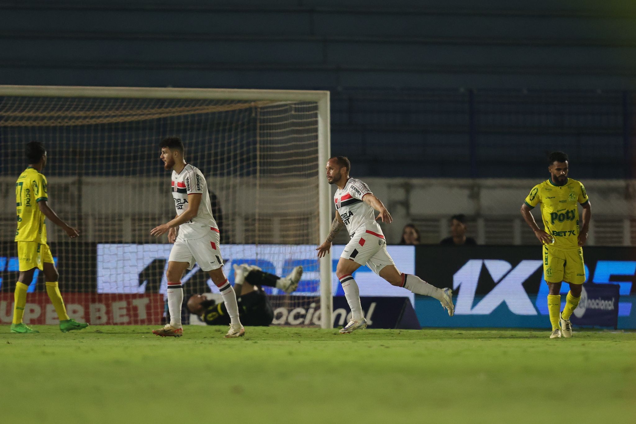 Mirassol perde para Botafogo-SP e desperdiça chance de assumir ponta da Série B
