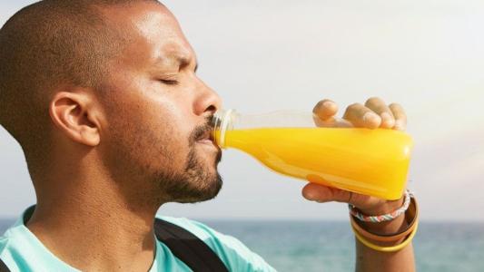 Águas aromatizadas e alimentos que aceleram o metabolismo