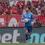 Rossi soma bons números e se firma como titular do Flamengo