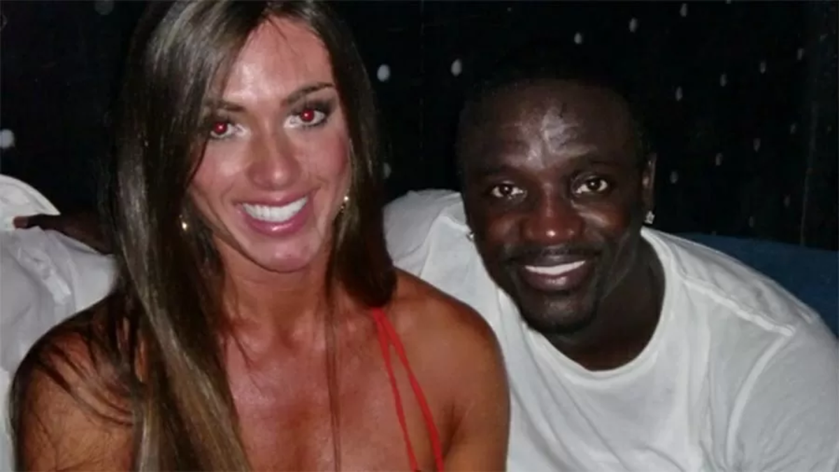 Akon relembra namoro com Nicole Bahls e menciona atual relacionamento da modelo