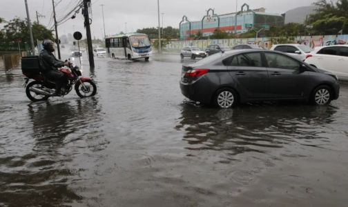 Foram registrados seis pontos de alagamento no RJ
