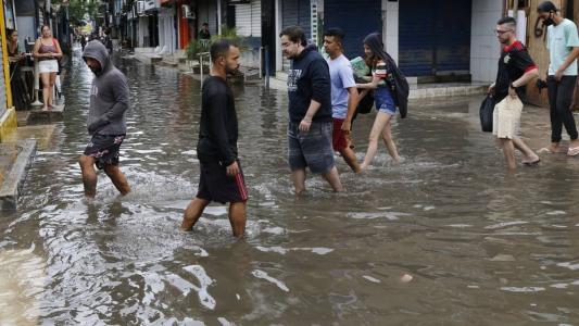 Alagamentos são incomuns nesta época do ano