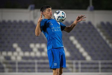 Mateo Sanabria durante treino do Al Ain