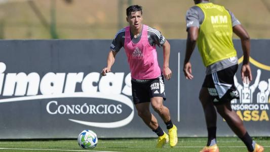 Alan Franco durante treino do Atlético nesta quarta-feira (5)