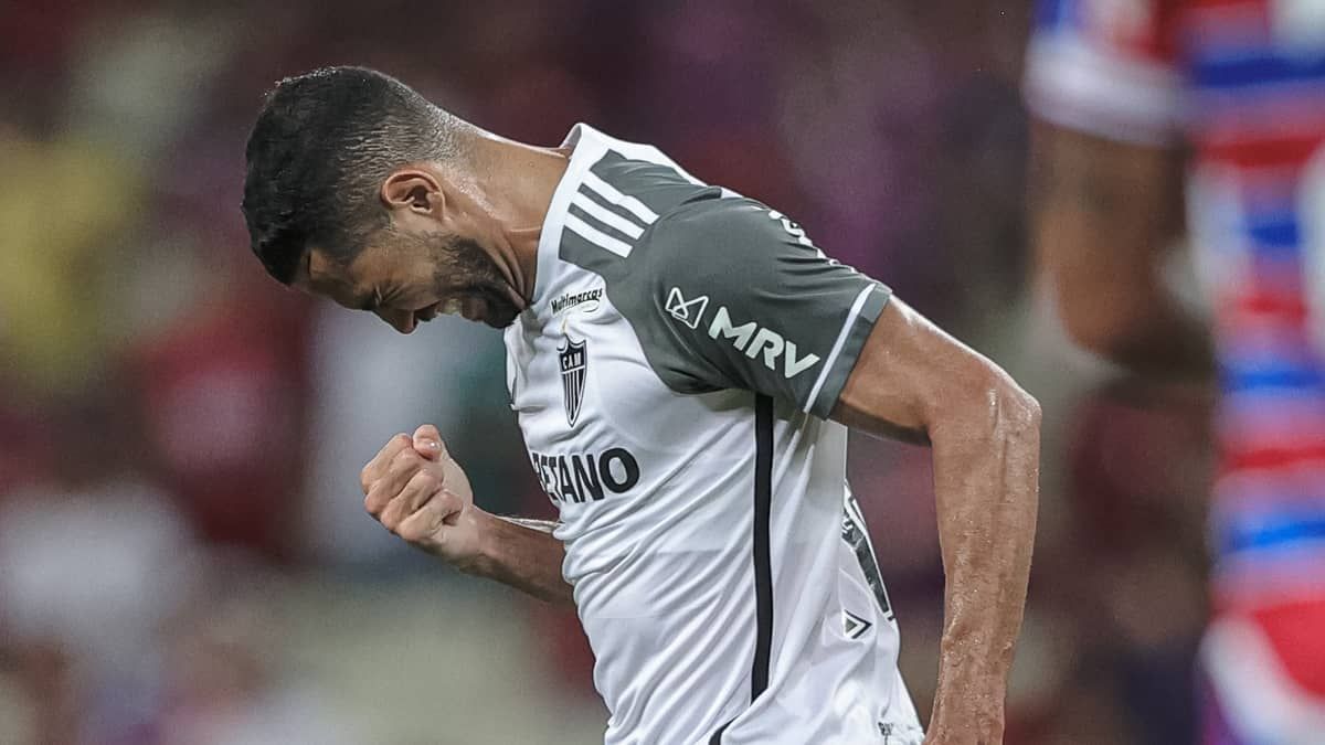 Alan Kardec volta ao Atlético com gol após oito meses afastado