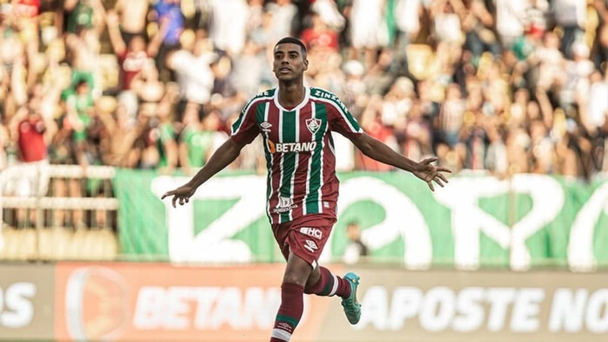 Recuperado, Alan pode ganhar mais chances no Fluminense