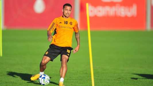 Alan Patrick retorna à equipe para o Brasileiro