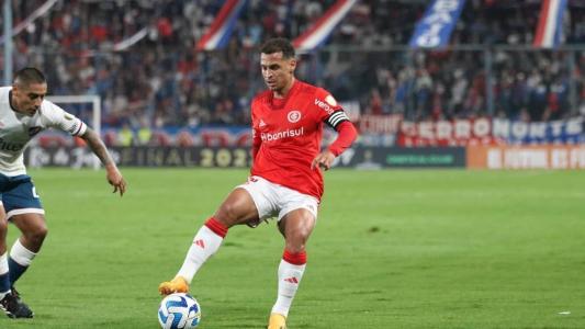Alan Patrick vê empate como injusto no Uruguai