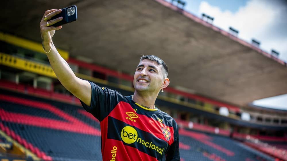 Sport tem acordo de renovação com Alan Ruiz em caso de acesso à Série A