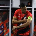 Athletico-PR visita o Cuiabá em confronto direto por liderança da Série B