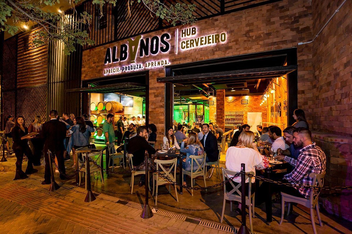 Albanos fecha bar icônico em BH e anuncia expansão da cervejaria