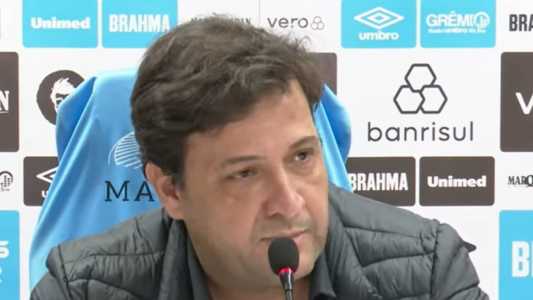 Alberto Guerra reclamou fortemente sobre a arbitragem após eliminação para o Flamengo