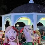 Blocos, escolas de samba e Zé Pereira movimentam o domingo de Carnaval em Mariana