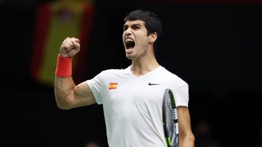 Alcaraz durante partida pela Seleção Espanha de Vôlei