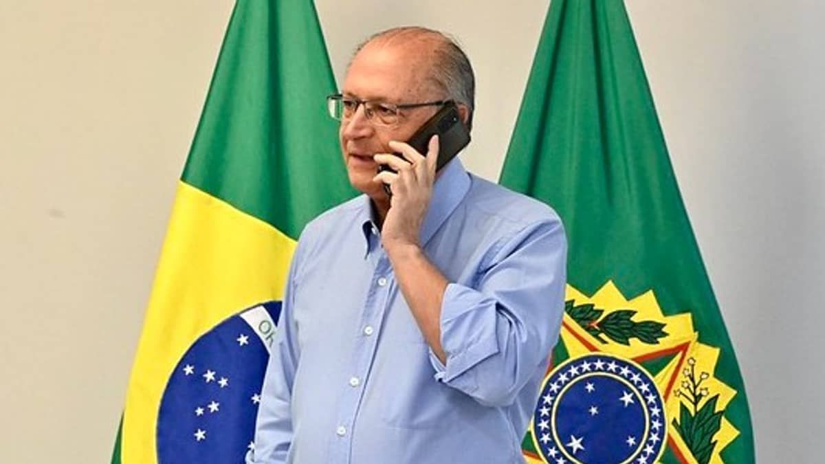 'Queremos direito de defesa e que haja justiça', diz Alckmin sobre delação de Mauro Cid