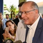 Governo pode aumentar para 30% percentual de etanol na gasolina, diz Alckmin