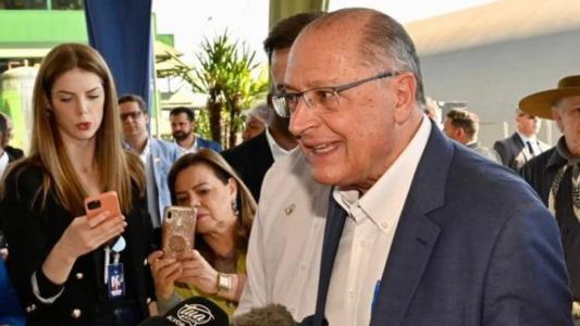 Alckmin disse que governo estuda aumento do percentual de etanol na gasolina