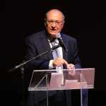 Incentivo a carros é parte de iniciativa para fortalecer o mercado interno, diz Alckmin