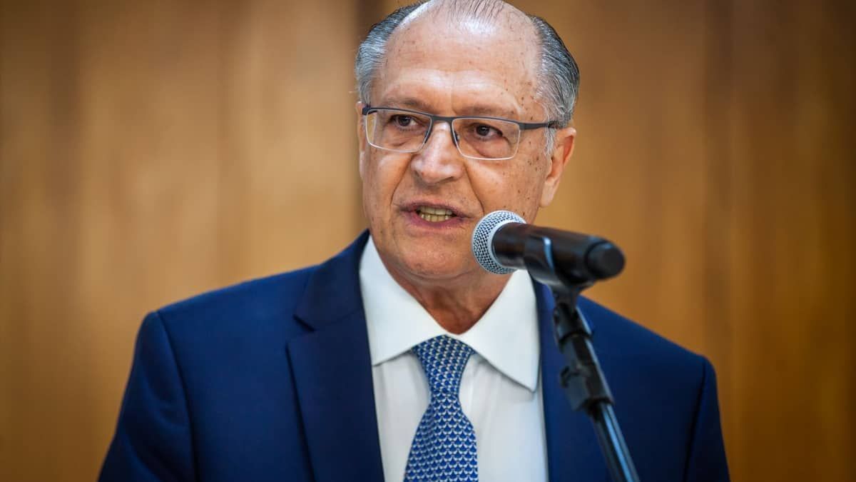 Alckmin: governo vai agir para regular e-commerce das gigantes do varejo