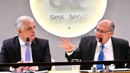 Alckmin participou de reunião de fórum com o ministro Márcio França