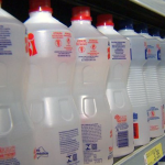 Anvisa libera venda de álcool líquido 70% no RS por causa das cheias até 31 de agosto
