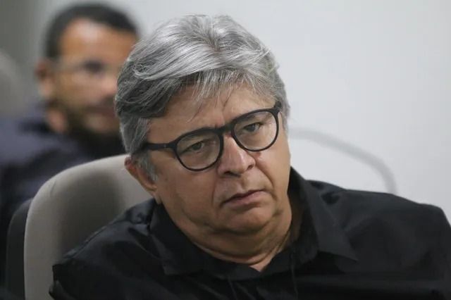 Presidente de algoz do Cruzeiro manda recado sobre SAF a Ronaldo